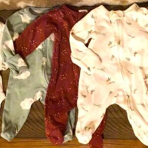 17 Piece Gender Neutral Newborn Bundle